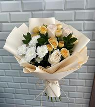 Букет цветов из:  Розы и Хризантемы в Марфино