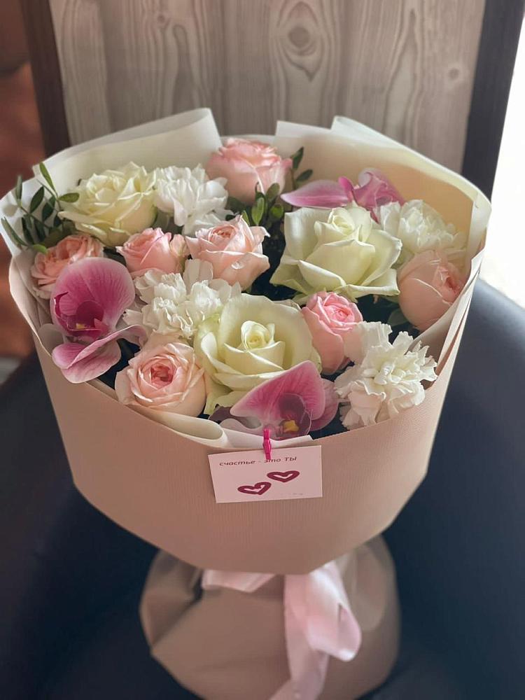 Букет цветов из: Орхидеи, Розы и Гвоздики в Марфино