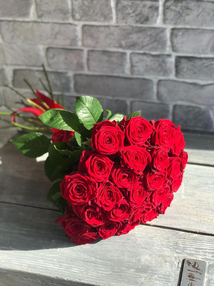 Букет Красные розы Фридом в Марфино