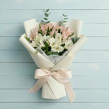 Букет цветов из:  Альстромерии в Марфино
