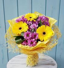 Букет цветов из:  Хризантемы и Герберы в Марфино