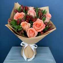 Букет цветов из:  Розы и Альстромерии в Марфино