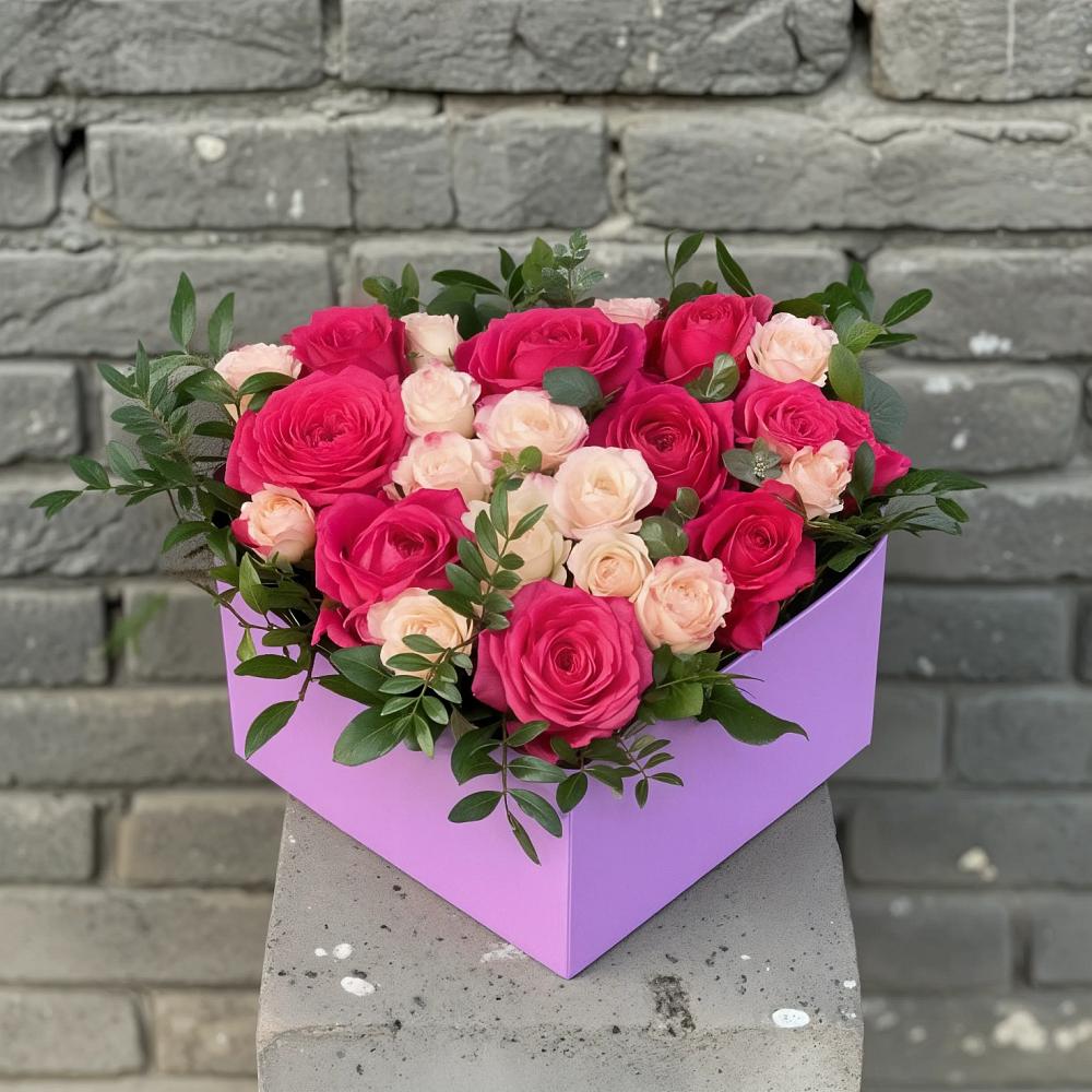 Цветочная композиция из Розы в коробке в Марфино