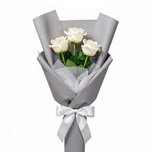 Букет 3 белые розы в Марфино