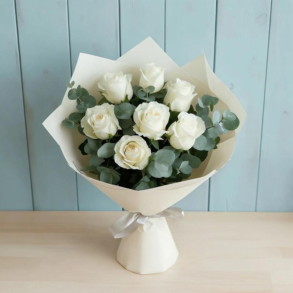 Букет Белые розы в Эвкалипте в Марфино