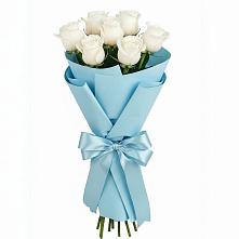 Букет 7 белых роз Проуд в Марфино