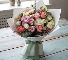 Букет цветов из:  Розы, Лизиантусы и Гвоздики в Марфино