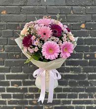 Букет цветов из:  Герберы и Хризантемы в Марфино